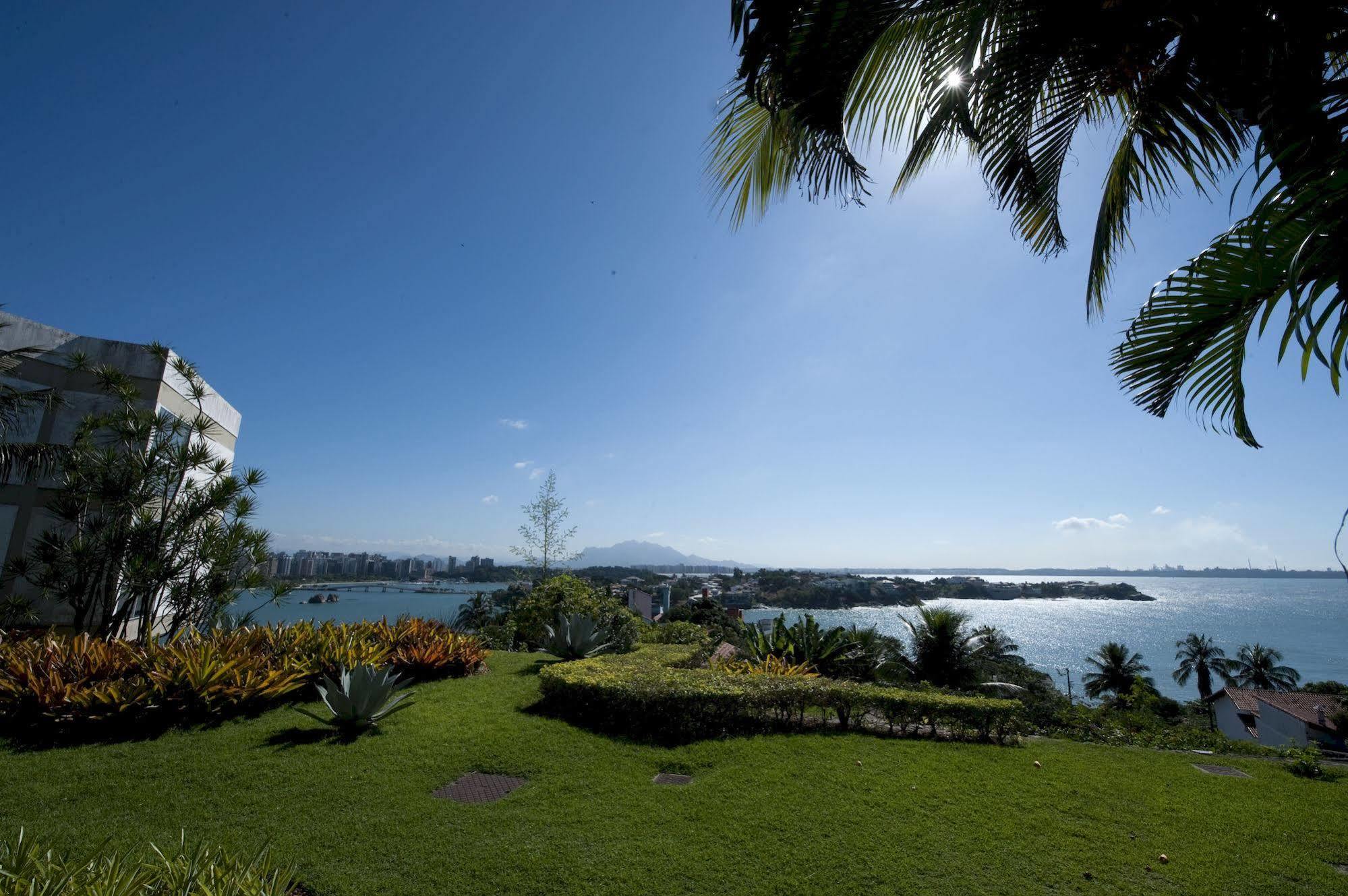 Hotel Senac Ilha Do Boi Vitória Kültér fotó View of the Bay of Bengal from the hotel